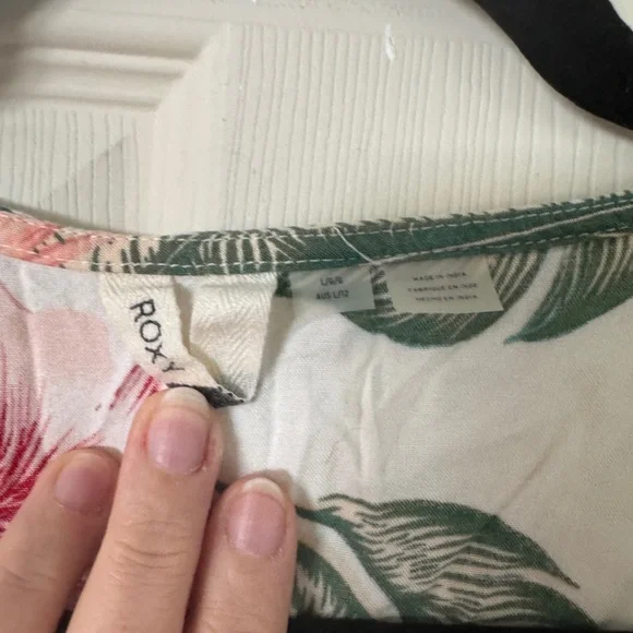 Like new Roxy Floral Wrap Top - Green and Pink, and red sz L - Picture 2 of 4